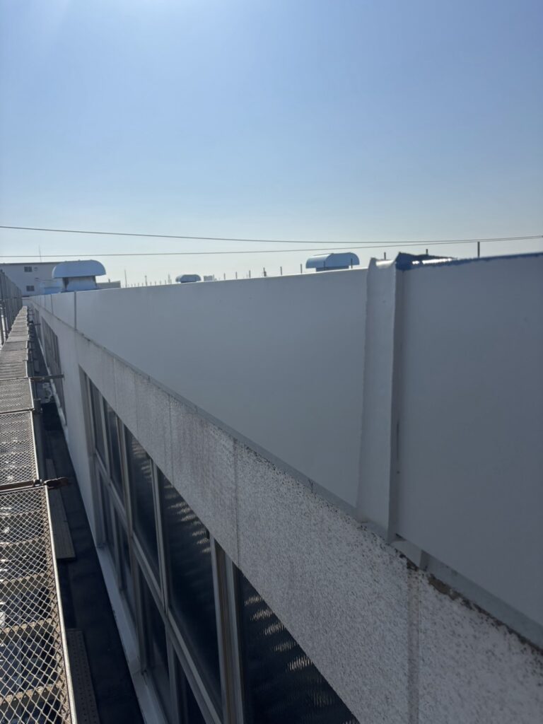 前橋市の外壁塗装｜④サビ止め・中塗り・上塗りで金属部はここまで変わる？仕上がりを左右する3工程